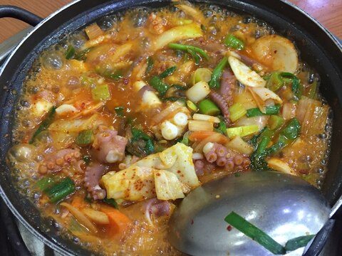 美味い！辛い！韓国風　辛タコ鍋！